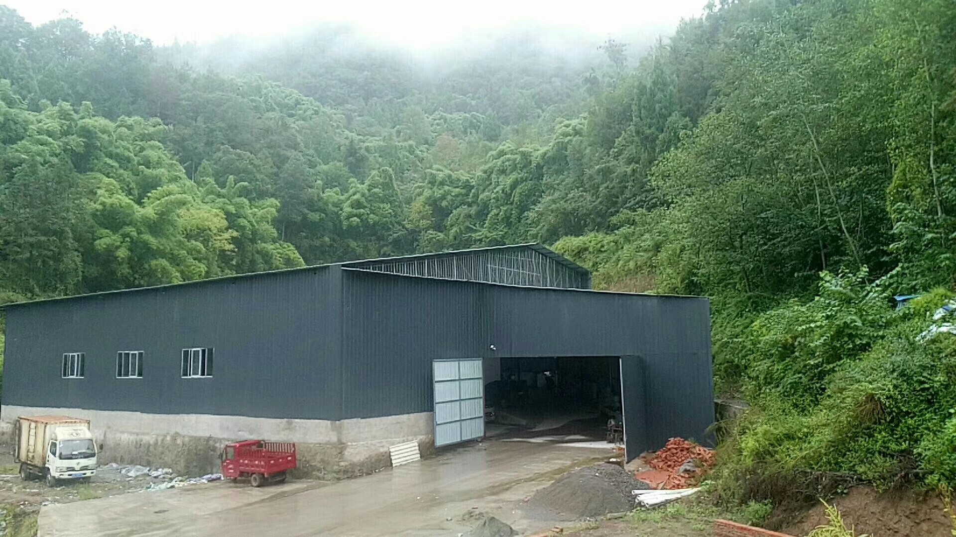 宣漢縣沁泉飲品有限公司 - 達州市桶裝水站